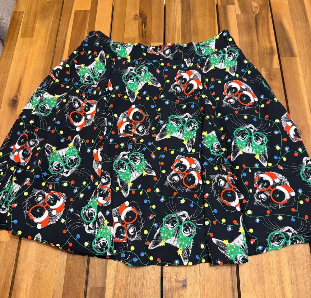 ModCloth Christmas Cats and Dogs Skirt Size M Pleated
